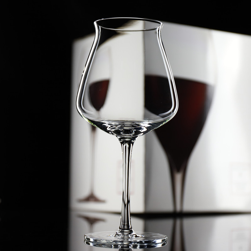 Wine Beer Foot - 鉛フリークリスタルガラス チューリップ型ビールグラス クールデザイン バーワインカップ ハイフット赤ワイングラス 北欧スタイルビールカップ