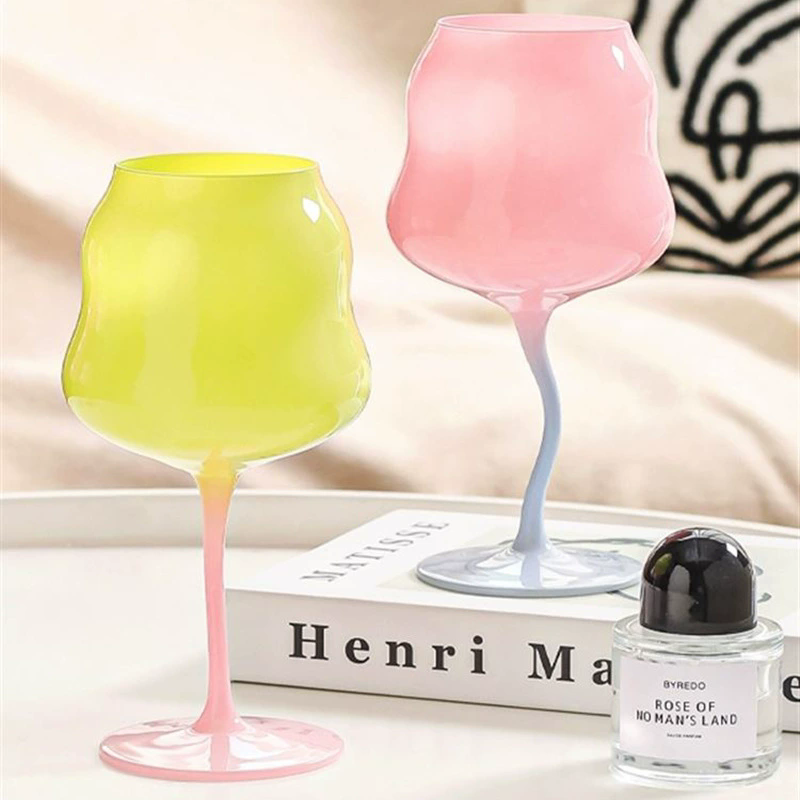 Wine Beer Foot - 2個入り キャンディカラーのハイフットグラス ヨーロピアンワイングラス クリームツイストグラス ガールズハート ハイフットグラスカップ