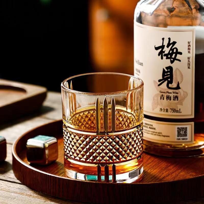 Whisky Beer And Wine - ヨーロッパのスタイル,アンティーク,ヴィンテージ,女性用,フラワー付きステンレス鋼とダイヤモンドのカットアウトパターン,アルコールとタンブラー,金,ワイン,ビールのカップ