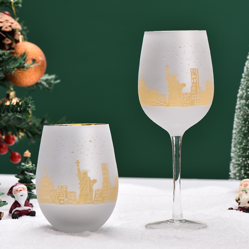 クリエイティブなガラス製ワイン・ビールカップ、三角形の高脚グ - Wine Beer Foot のレビューと価格
