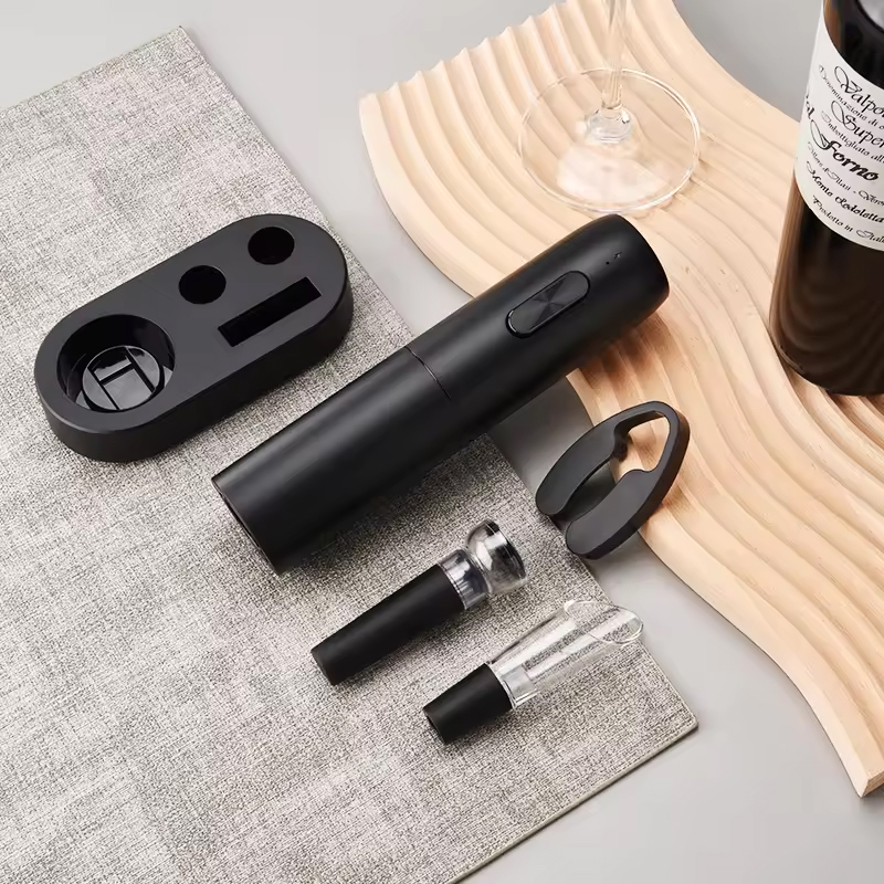 4-in-1 電気ボトルワインオープナーセット充電式電動自動 - Wine Beer Bottle のレビューと価格