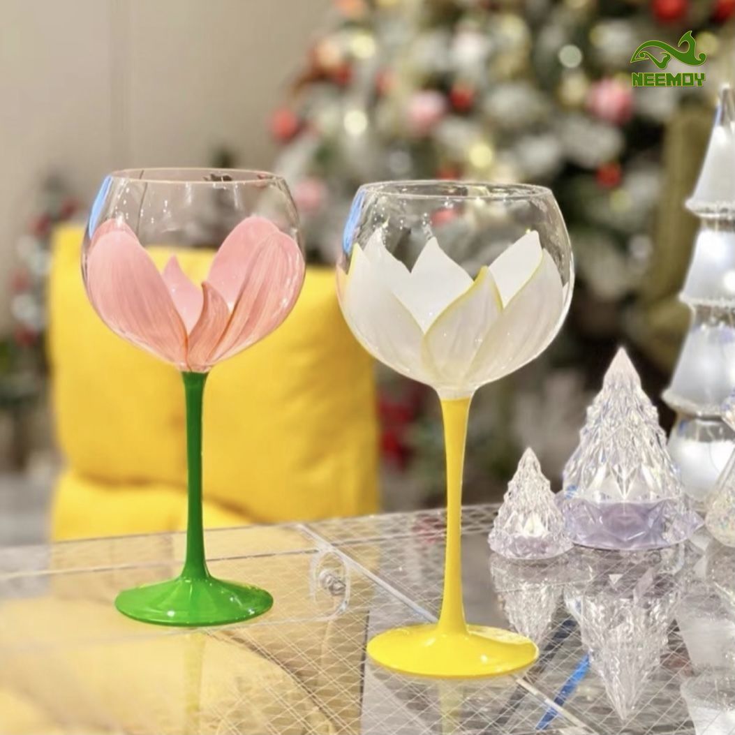 中年向けチューリップ柄ペイントガラスカップ 赤ワイン用ハイフ - Wine Beer Foot のレビューと価格